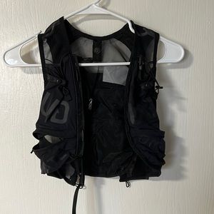 Ultimate Direction Women’s Halo Vest